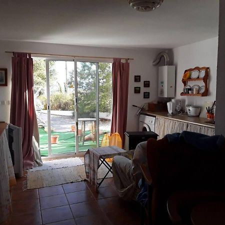 2-Bed Apartment - Sleeps 3 - Parking - Near Albox Exterior foto